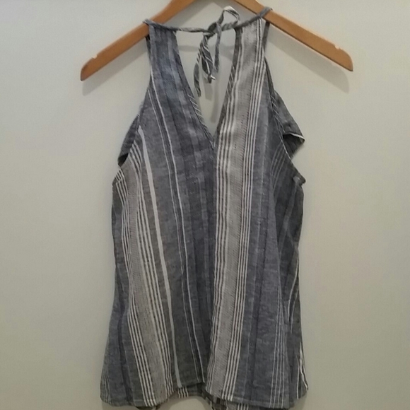 Sloane Ranger Linen Blend Chambray Ruffled Tank - Picture 4 of 6